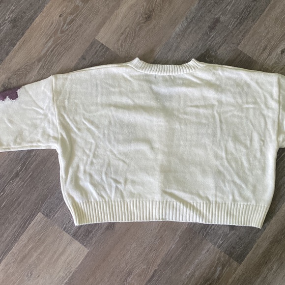 Love Tree Sweater - Picture 5 of 6